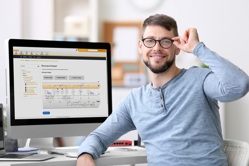 Elektronische Unterweisung auf einem webfähigen Computer. Elektronische Unterweisung auf einem webfähigen Computer.